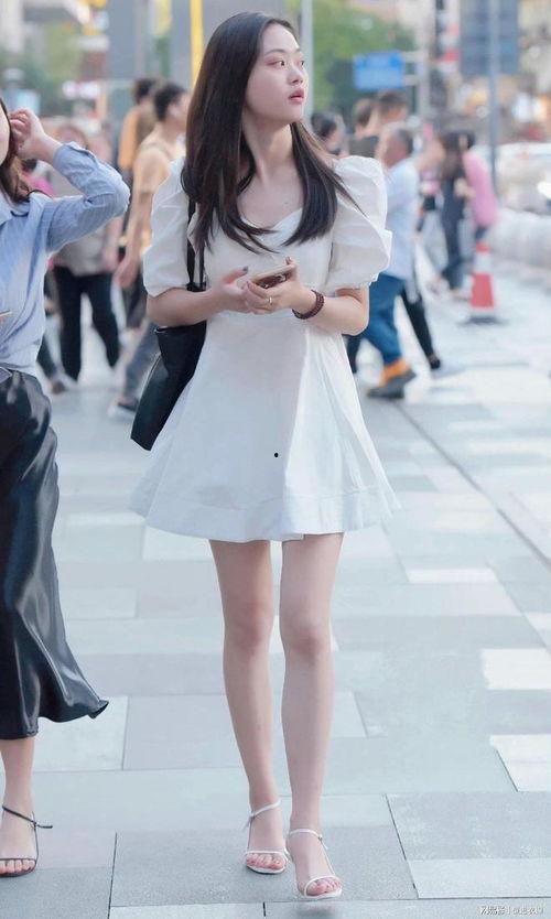 穿裙子女生生活照,捕捉生活中的美丽瞬间